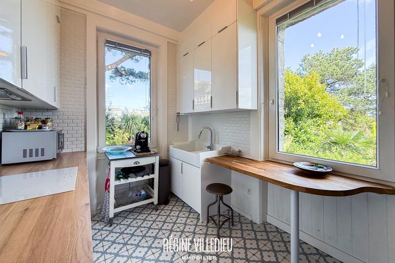 Maison - 128 m² - 7 pièces