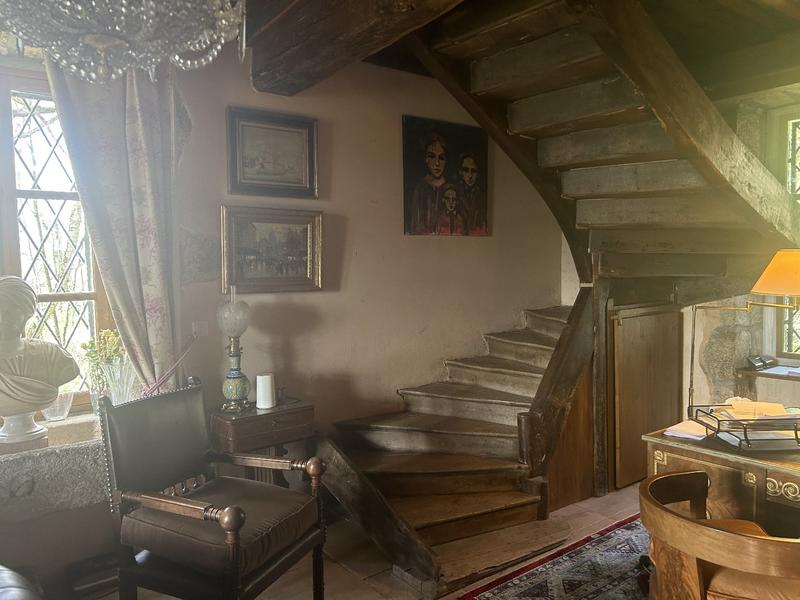 Demeure - 535 m² - 10 pièces