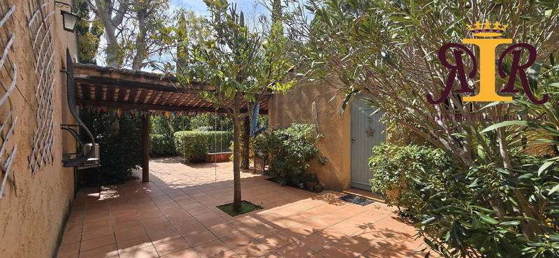 Bastide - 202 m² - 8 pièces