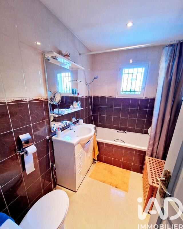 Maison - 125 m² - 6 pièces