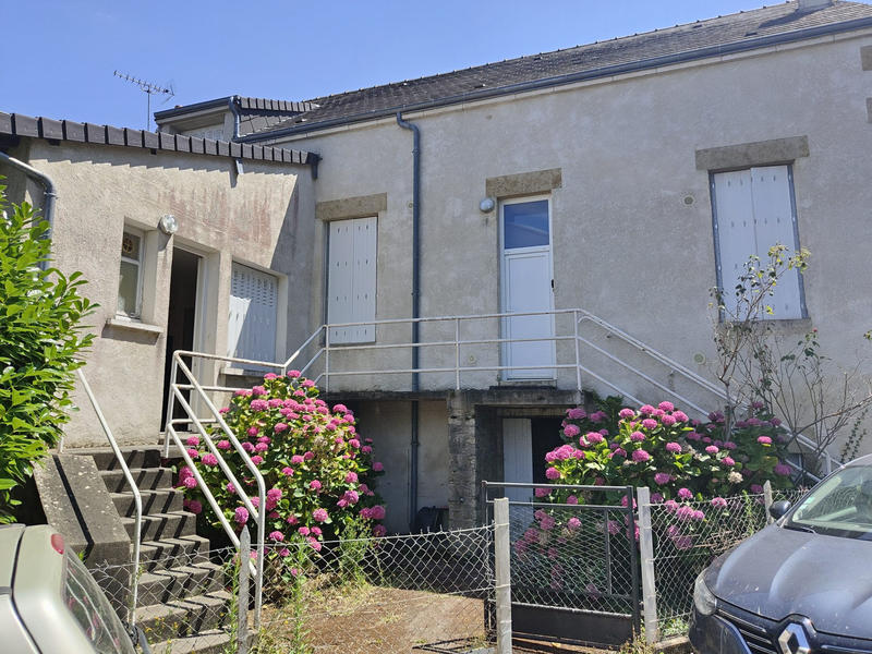 Maison - 178 m² - 8 pièces