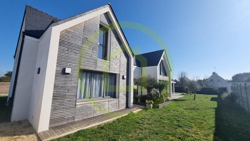 Maison - 152 m² - 6 pièces