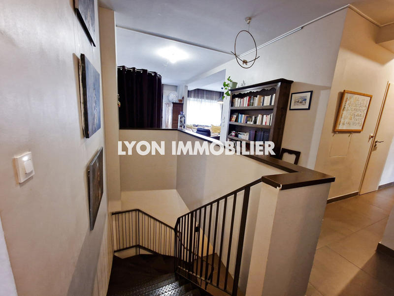 Appartement - 229 m² - 7 pièces
