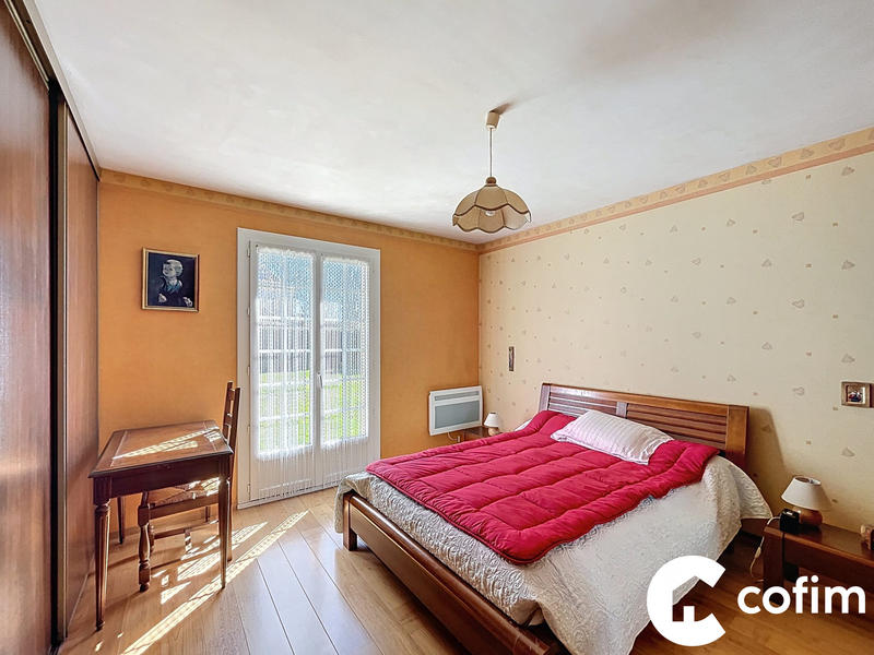 Maison - 170 m² - 5 pièces