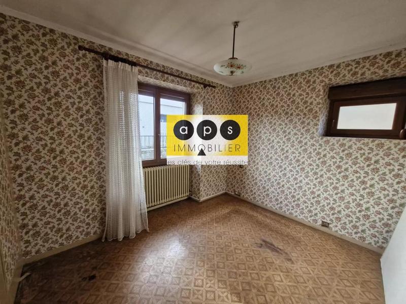 Maison - 80 m² - 5 pièces