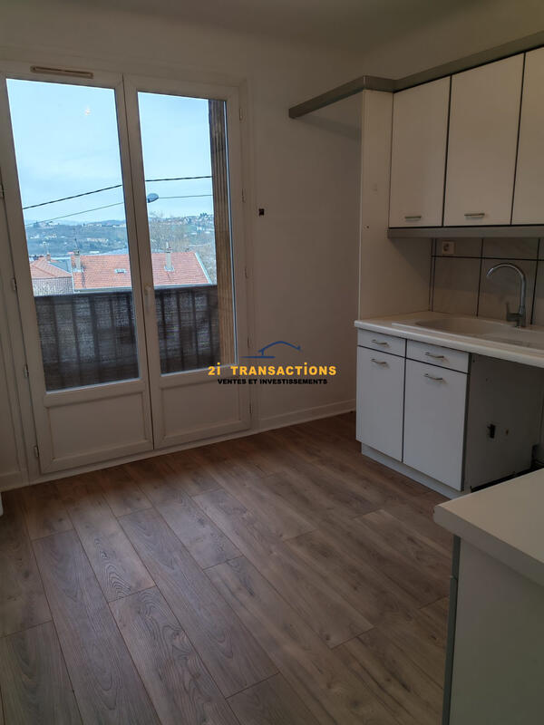 Appartement - 70 m² - 3 pièces