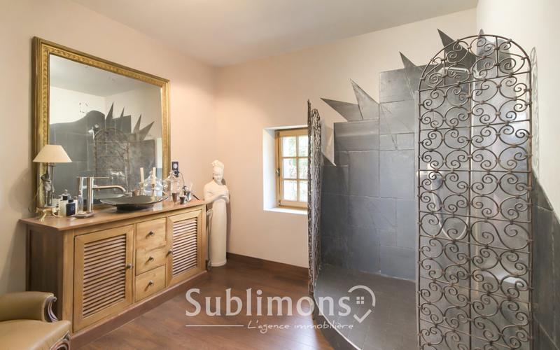 Maison ancienne - 200 m² - 8 pièces