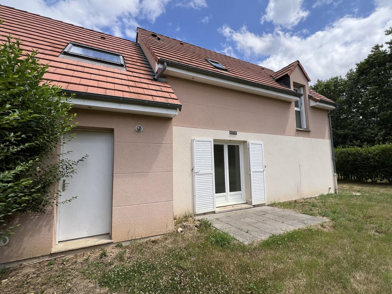 Maison - 94 m² - 5 pièces