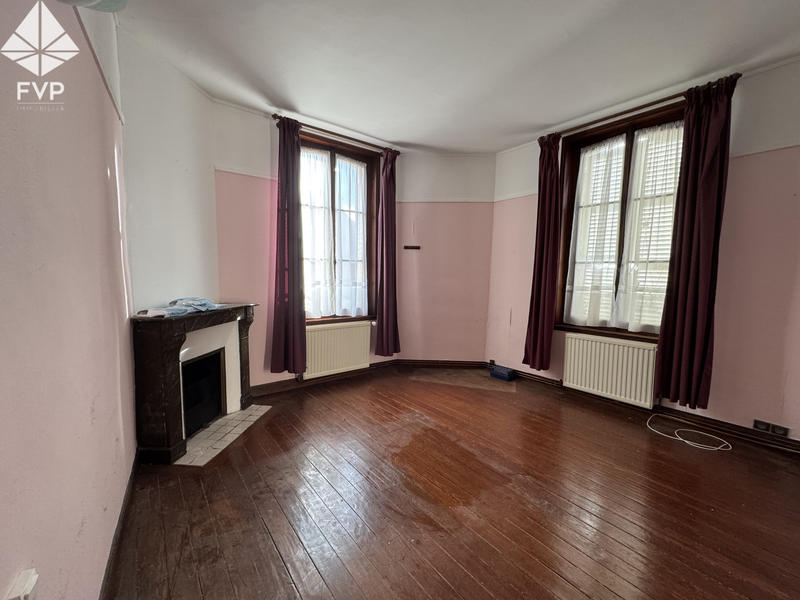 Maison - 136 m² - 7 pièces