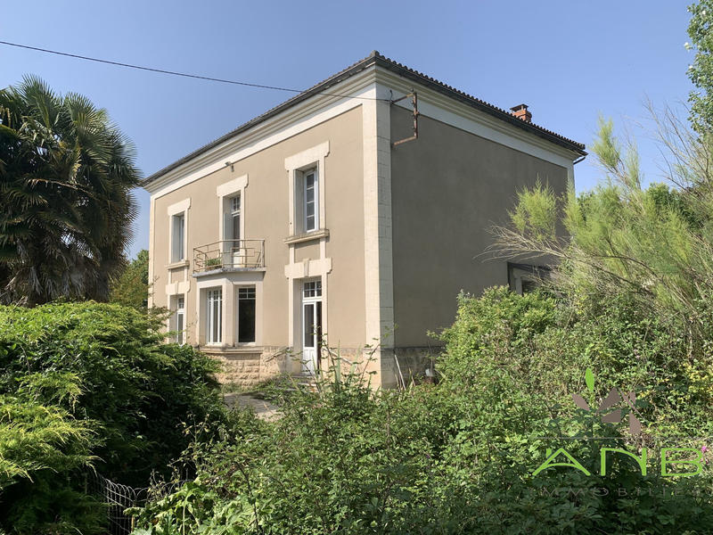 Maison - 250 m² - 13 pièces