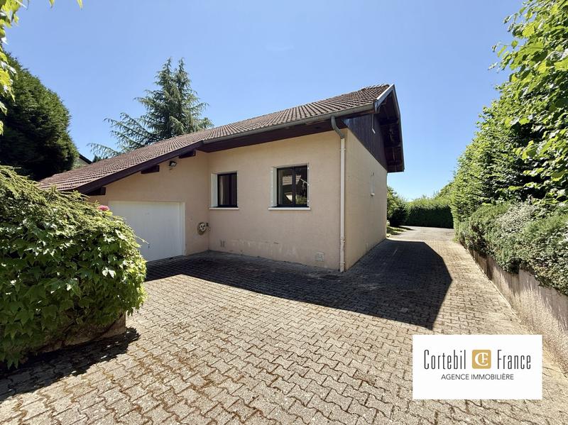 Maison - 284 m² - 7 pièces