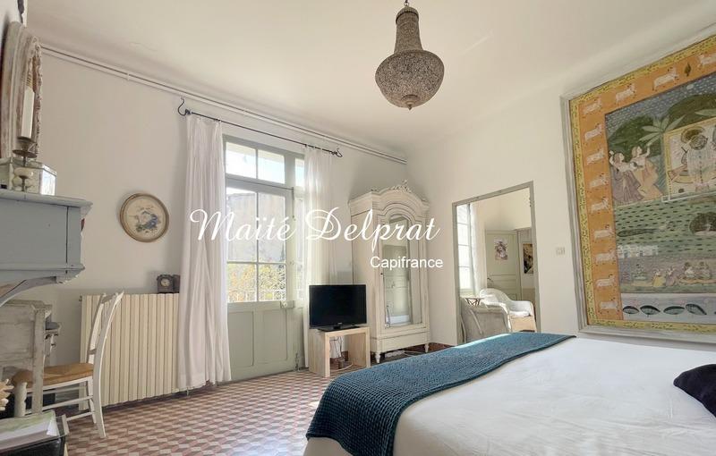 Maison - 262 m² - 9 pièces