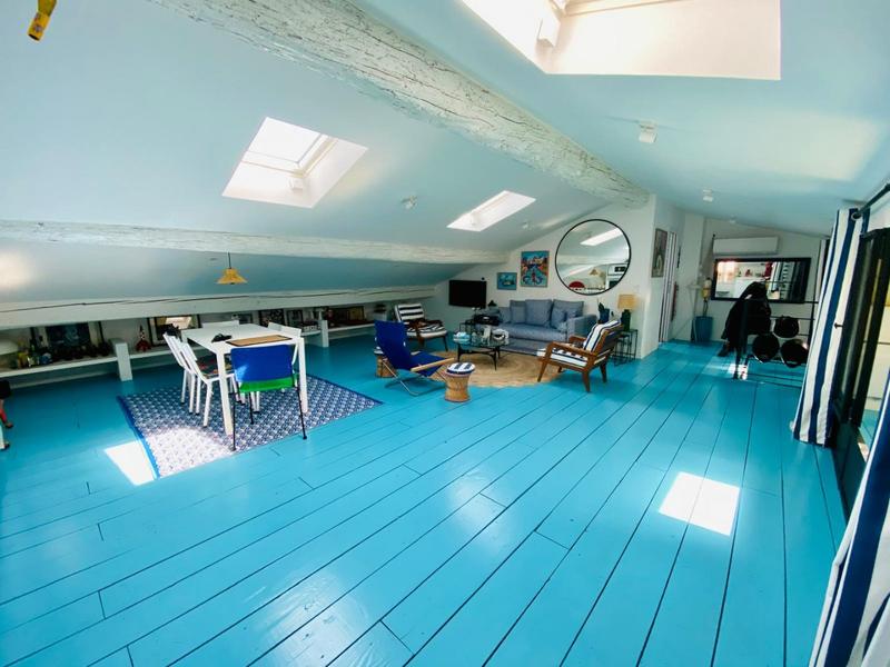 Appartement ancien - 90 m² - 3 pièces