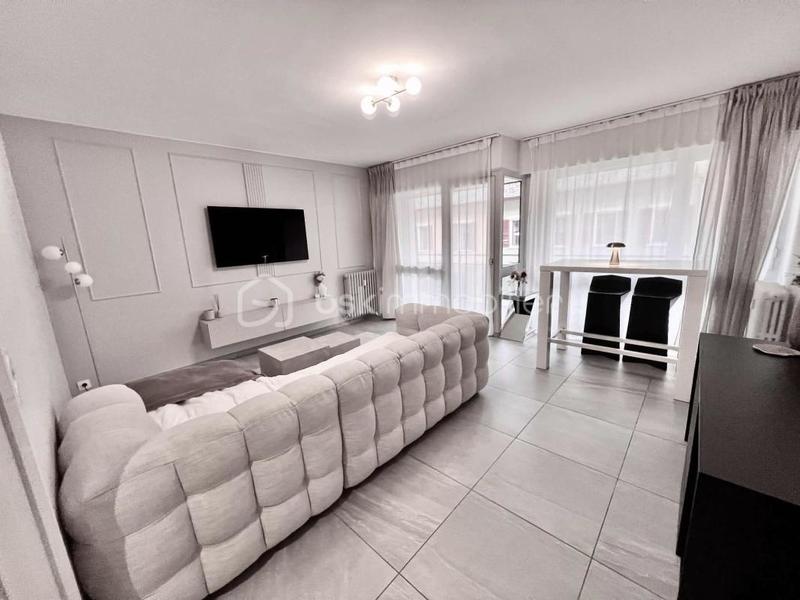 Appartement - 91 m² - 4 pièces