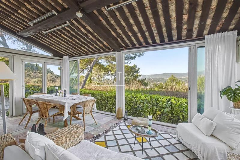 Maison - 164 m² - 6 pièces