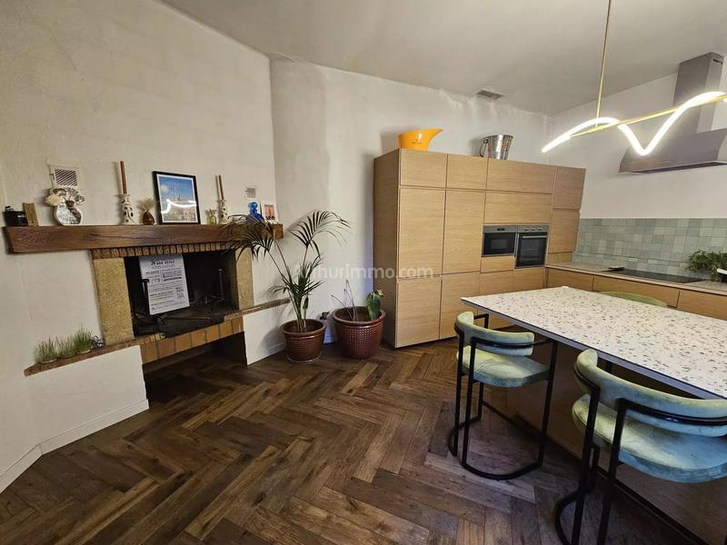 Maison - 315 m² - 10 pièces