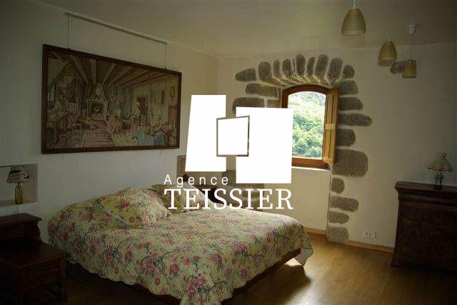 Château - 400 m² - 12 pièces