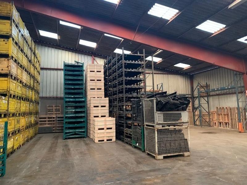 Entrepôt - 884 m² - 1 pièce