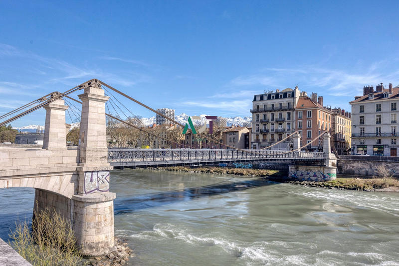 Appartement - 48 m² - 2 pièces