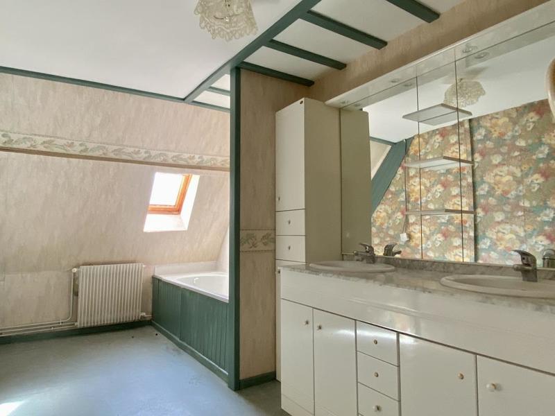 Maison - 172 m² - 6 pièces