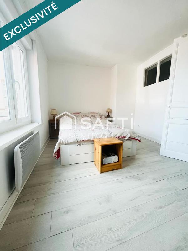 Maison - 201 m² - 7 pièces