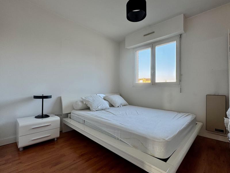 Appartement - 97 m² - 5 pièces