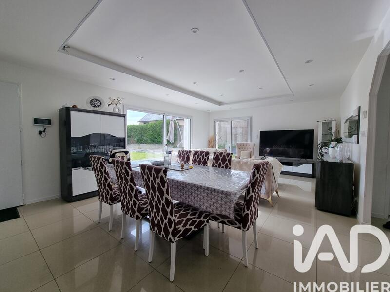 Maison - 187 m² - 7 pièces