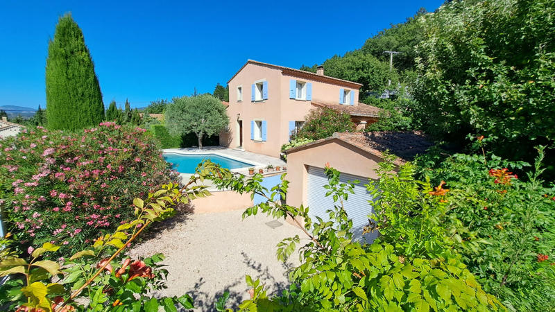 Maison - 170 m² - 5 pièces