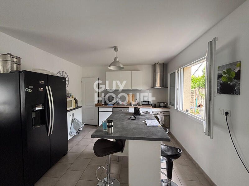 Maison - 95 m² - 4 pièces