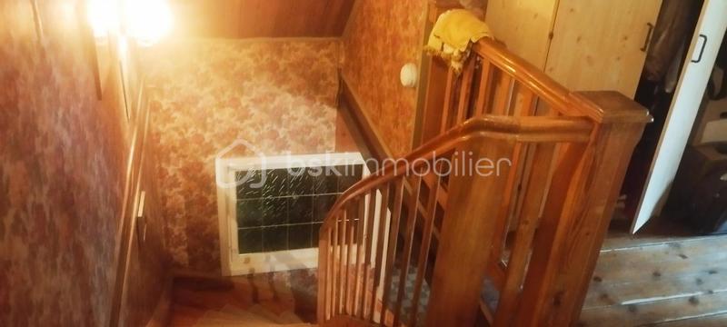 Maison - 220 m² - 6 pièces