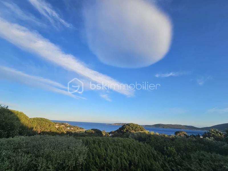 Villa - 136 m² - 5 pièces