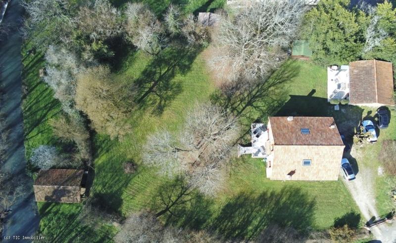 Propriété - 172 m² - 7 pièces