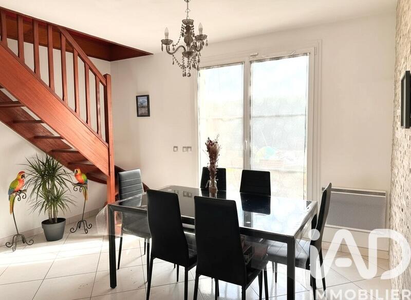 Maison - 77 m² - 5 pièces