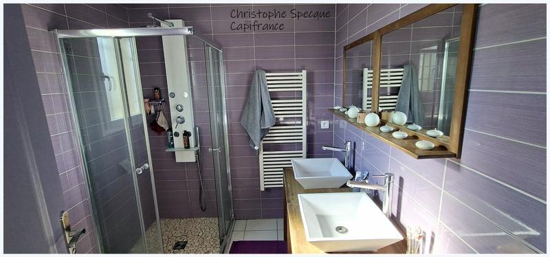 Maison - 151 m² - 6 pièces