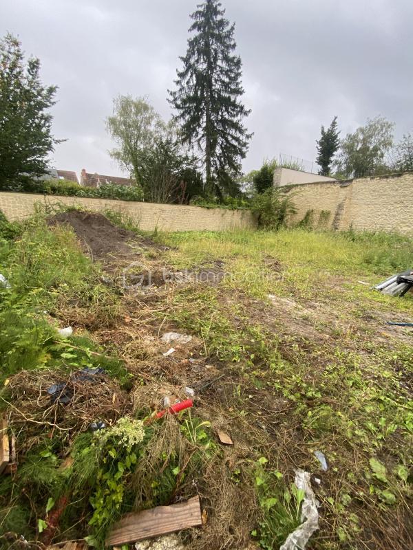 Terrain constructible - 389 m²