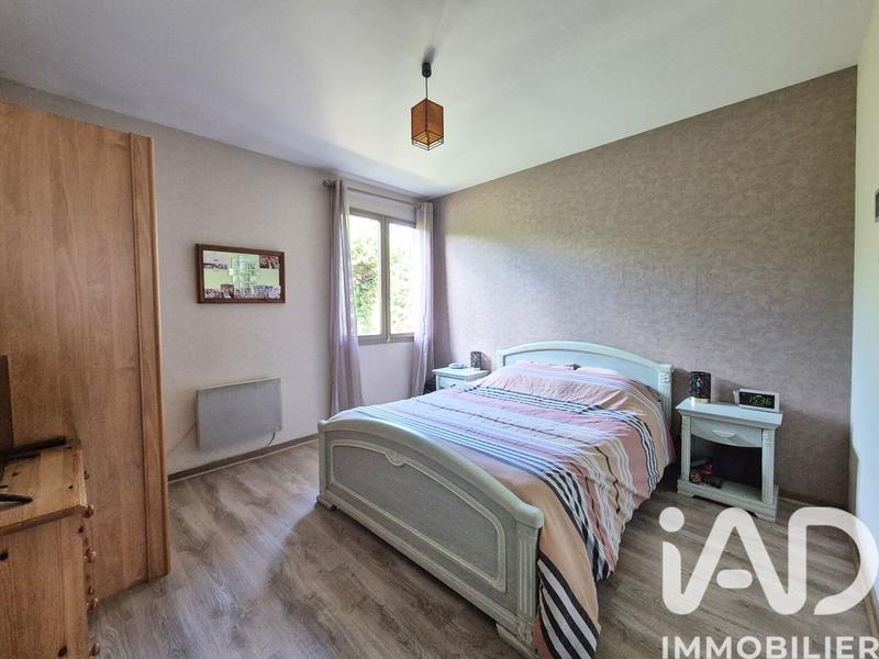 Maison - 90 m² - 5 pièces