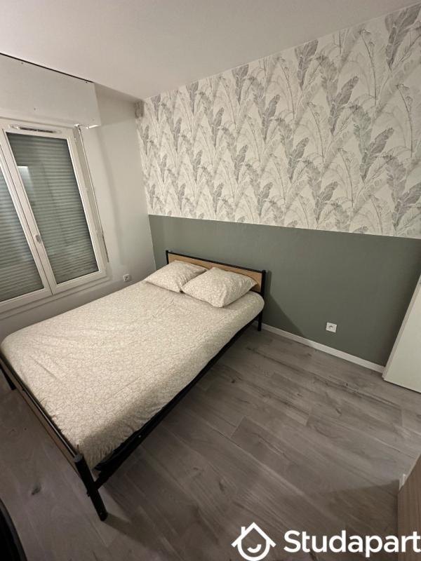 Chambre - 12 m² - 1 pièce
