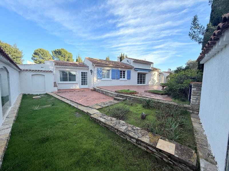 Villa - 137 m² - 4 pièces