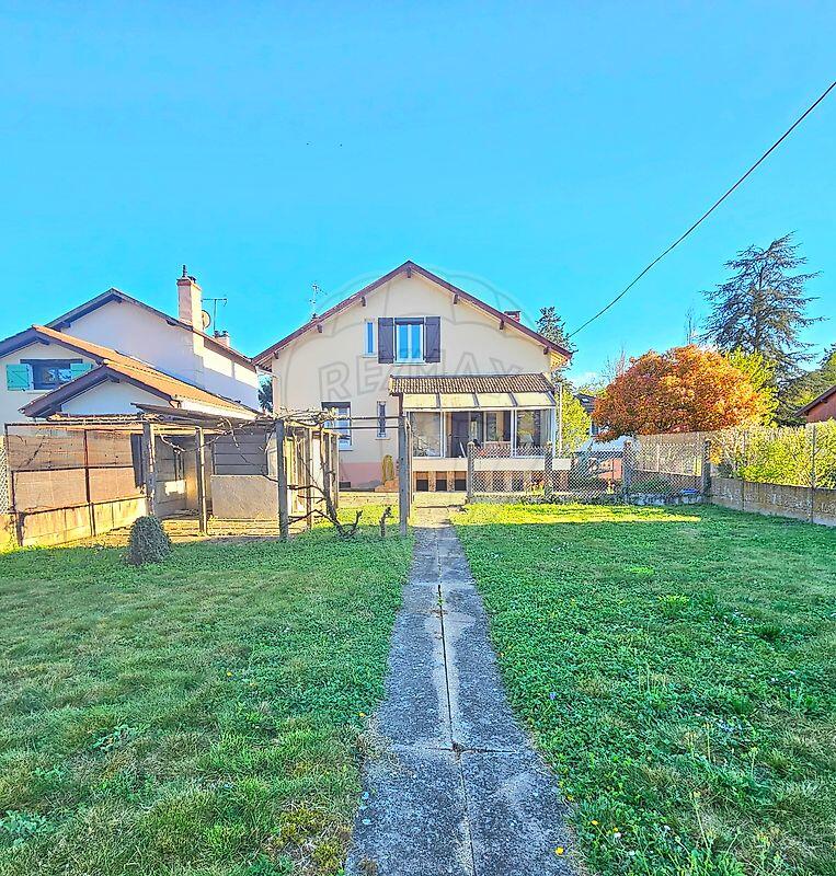 Maison - 144 m² - 6 pièces