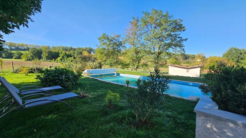 Maison - 214 m² - 5 pièces