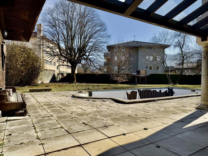 Maison - 190 m² - 6 pièces