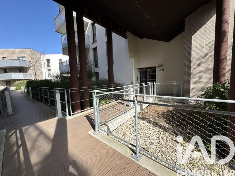 Appartement - 95 m² - 5 pièces