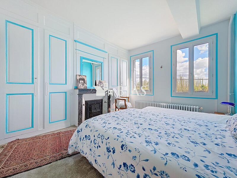 Maison - 160 m² - 6 pièces