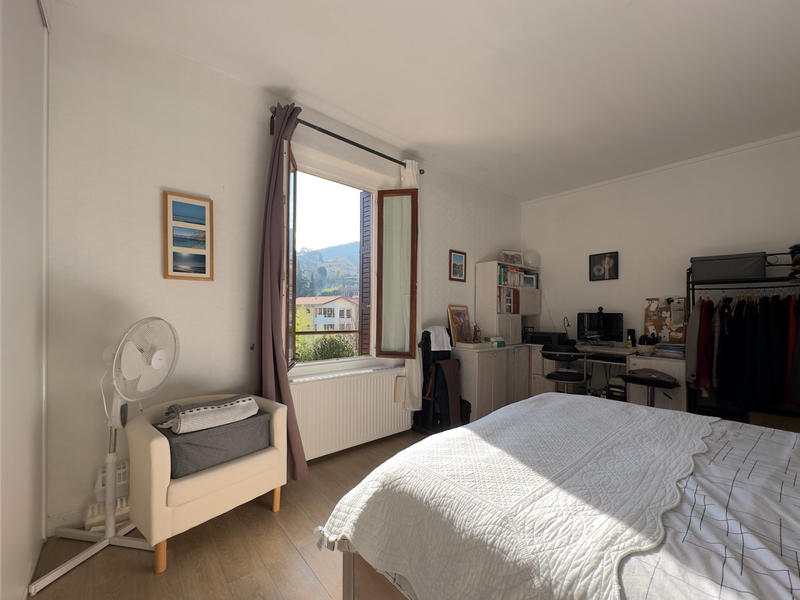 Appartement - 83 m² - 3 pièces