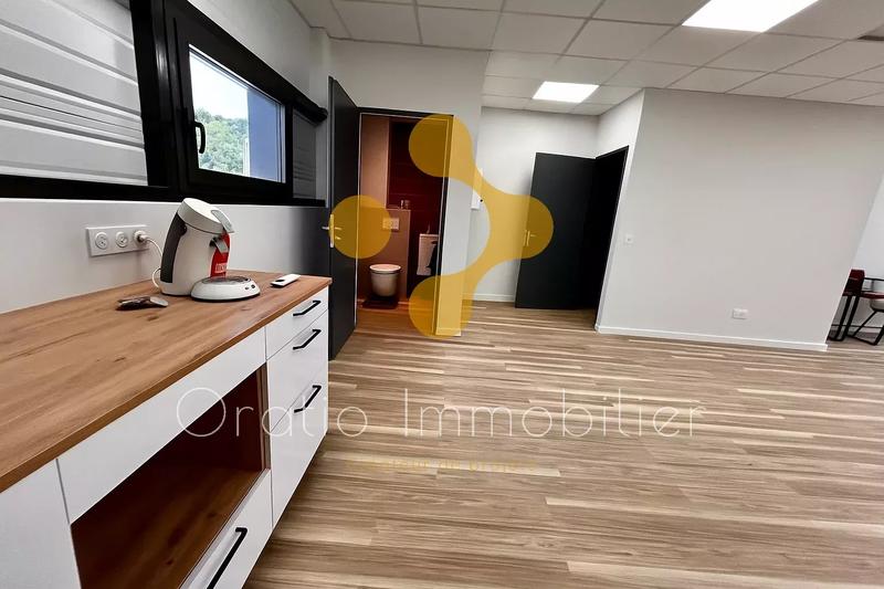 Bureau - 50 m² - 1 pièce