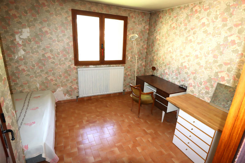 Maison - 228 m² - 9 pièces