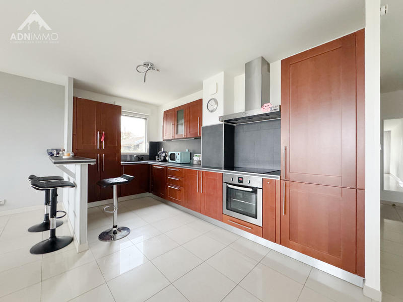 Appartement - 72 m² - 3 pièces