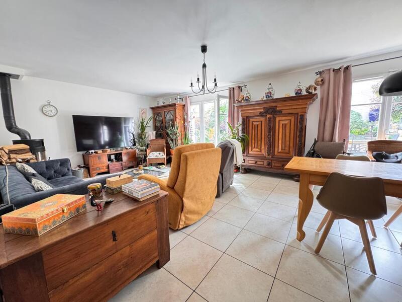 Maison - 122 m² - 5 pièces