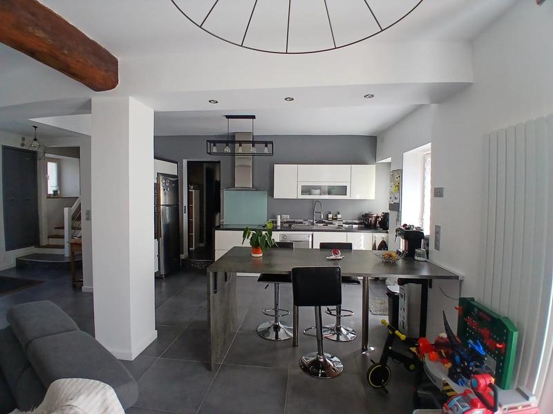 Maison - 190 m² - 5 pièces