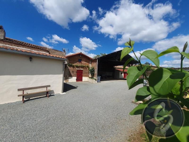 Maison - 169 m² - 6 pièces